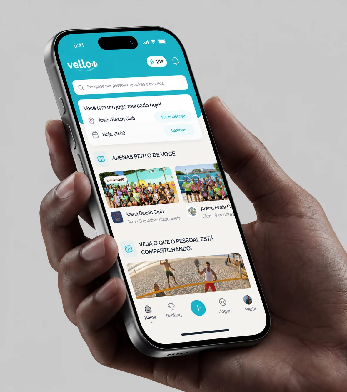 Aplicativo Velloo em um celular inclinado, segurado por uma pessoa